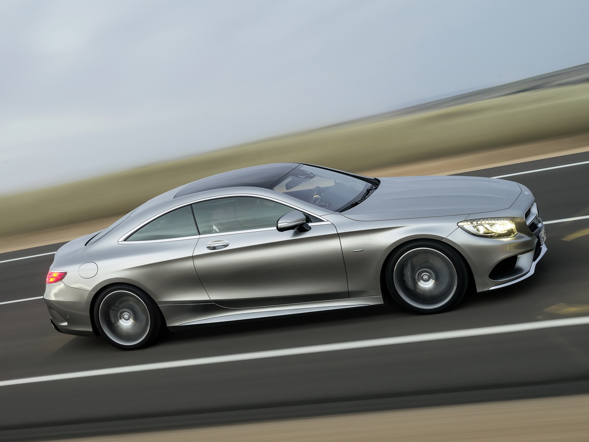 mercedes-benz_s_500_coupe_4matic_amg_sports_package_edition_1_18